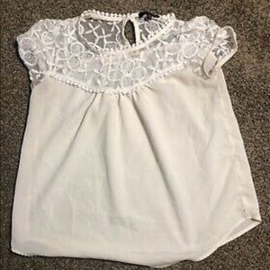 White blouse 🔥🔥🔥